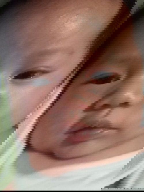 Teary eyes at pagmumuta