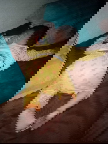 ลูกท้ายหลังกินนมเสร็จ