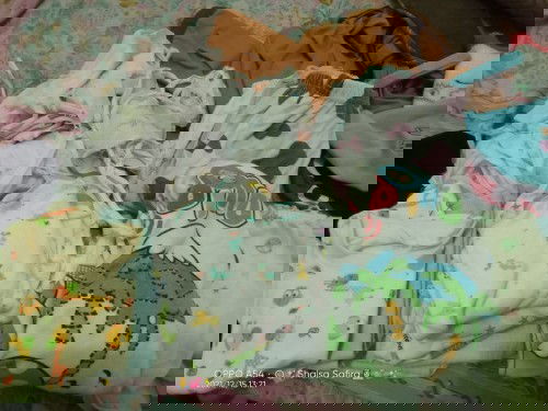 jual baju bayi lagi butuh uang buat berobat