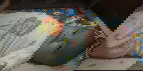 Bayi saya 3buln 11hari... Kira kira yg seumuran udh bisa ngapain....