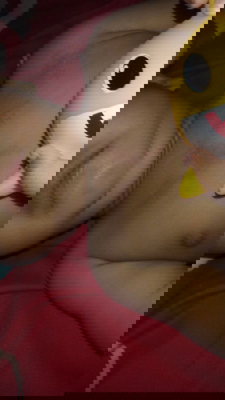 Hai bunda mau bertanya adakah yg kulit bayi nya seperti bayi saya, klo ada sembuhnya gimana ya?