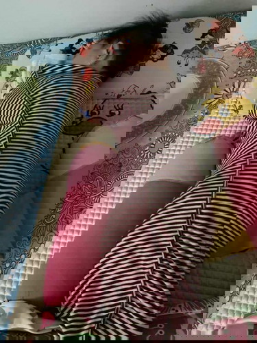 Bé e 4thag 5 ngay ngủ toàn nằm nghiêng thôi. Lâu có bị ảnh hưởng gì k các mom