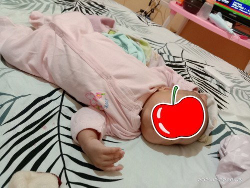 Tidur bayi miring2