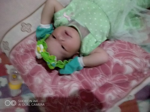 Bun bunda semua aku mau tanya kenapa ya debay saya keluar darah dri kelaminya.