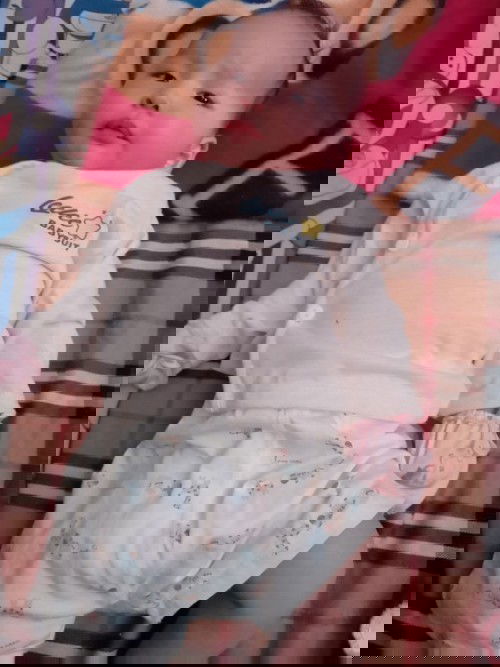 Bé tí ít, chậm tăng cân