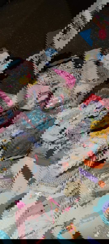 Baju bekas bayi / preloved untuk yang membutuhkan gratis