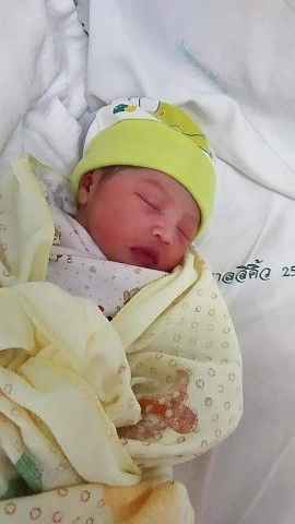 แรกคลอดตัวเล็ก