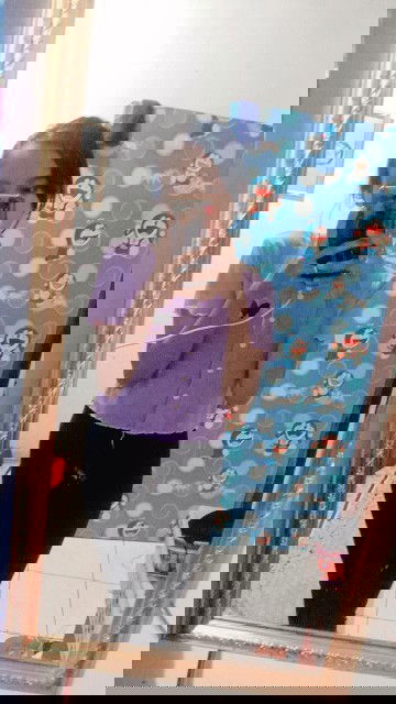 Ada ga bun di sni yang suntik KB 3 bln BBnya jdi trun?  Apa harus berhenti atau lanjut .. Bingung dh