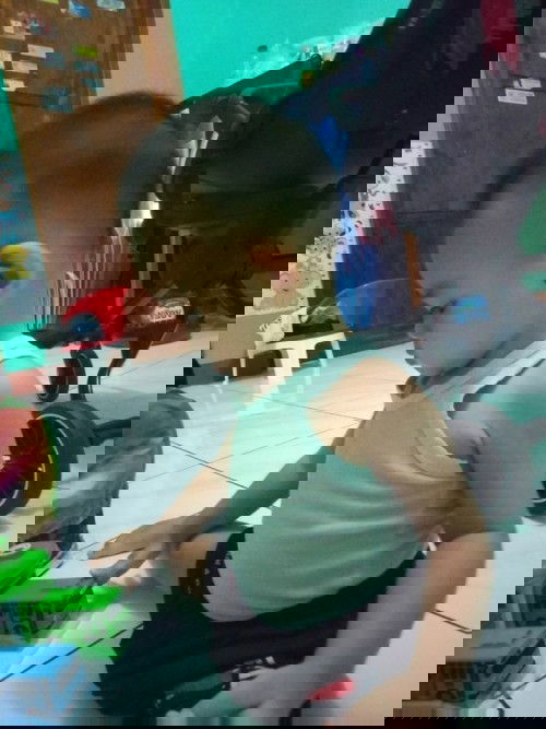 Anak Balita Naik Kereta antar Kota