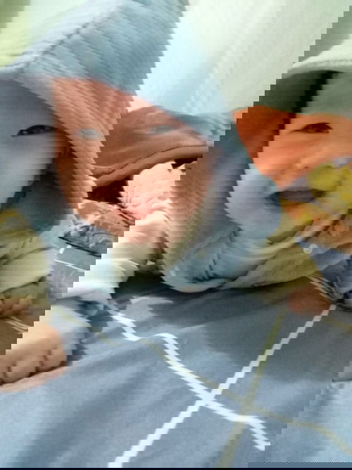 Các mẹ ơi cho em hỏi con em 4 tháng bị nghẹt mũi thì có cách nào hết không ạ