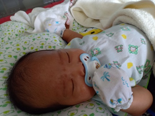 น้องดูดจุกหลอกอันตรายไหม