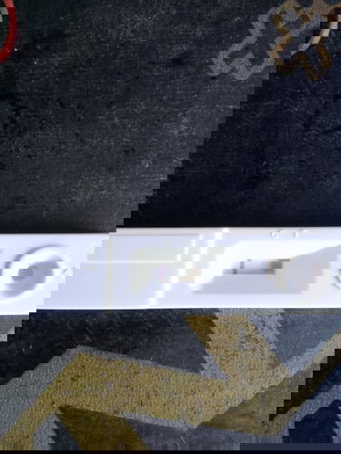 ขึ้น2ขีดจางๆ