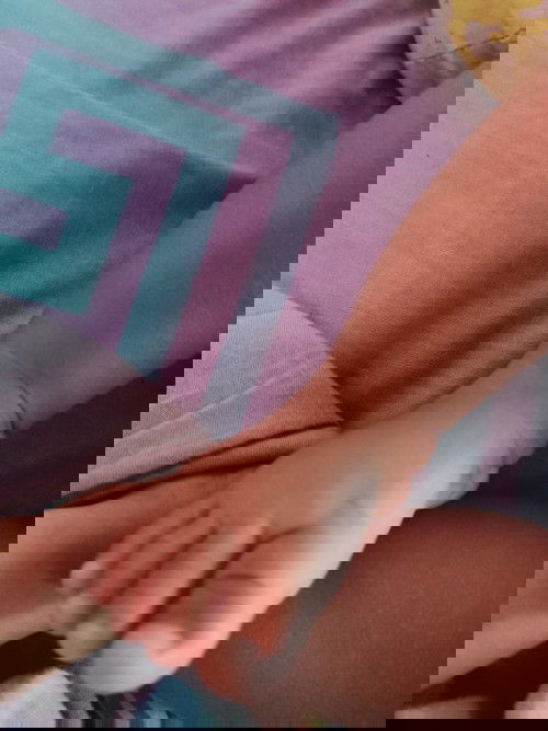 BB bayi perempuan usia 6 BLN 19 hari