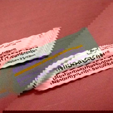 Penggunaan salep nisagon