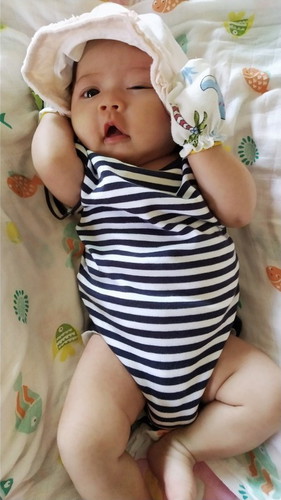 มาอวดลูกสาวลูกชายกันค่ะ