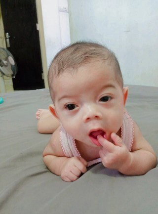 Baby 4 bulan