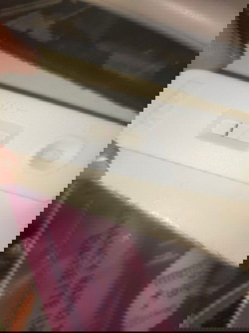 Pahelp po is this Positive or Faint line or Evap line?