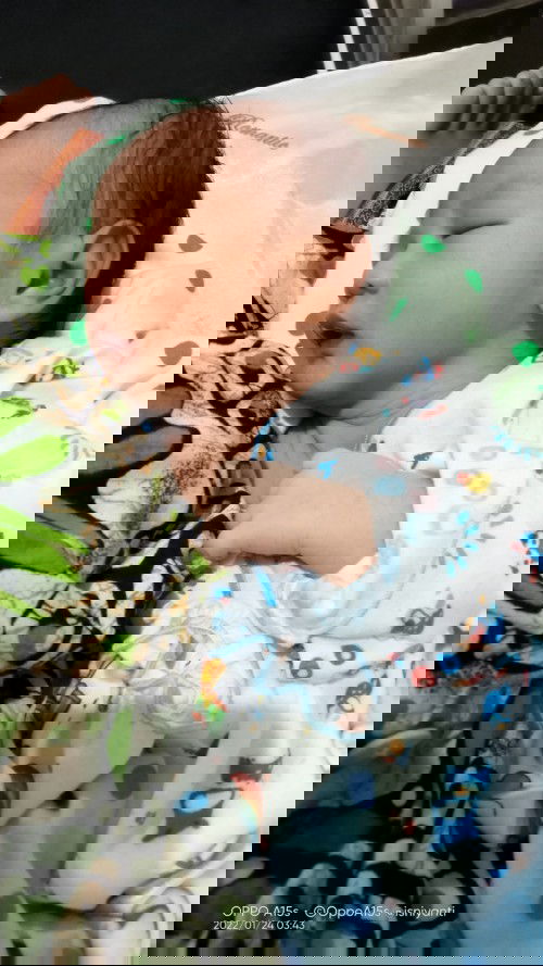 Alhamdulillah saya udah lahiran bun hpl 27 januari lahir 23 januari jam 23.23 , anakku cewek 🤲🏻🤗