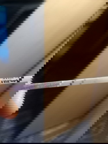 สวัสดีค่ะ คืออยากสอบถามคุณแม่