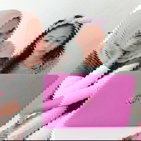 Cakap Berbahasa Asing Sejak Dini Untuk Menyiapkan Kemampuan Berkomunikasi Raih Masa Depan Gemilang