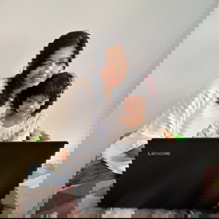 Belajar bahasa asing anak yang menyenangkan