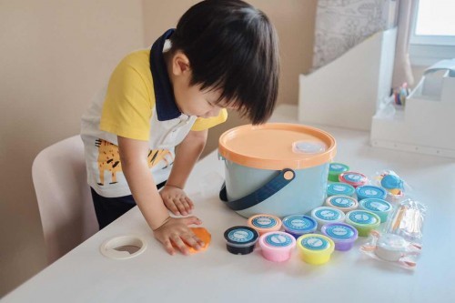 ปั้นดินน้ำมัน มีประโยชน์กว่าที่คิดนะ :))