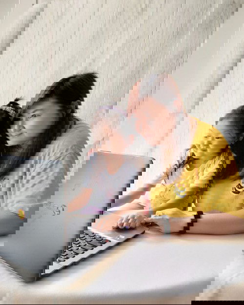 Sekolah bahasa asing untuk anak?