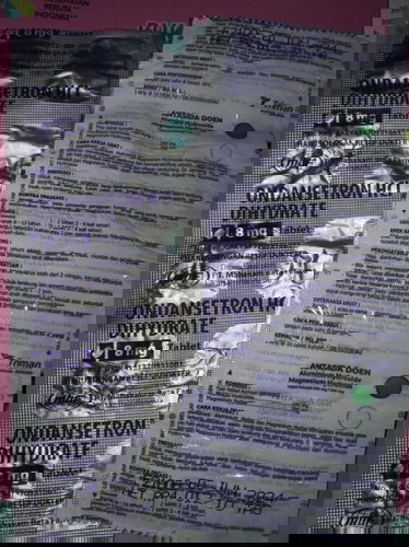 Sesak napas + kadang mual