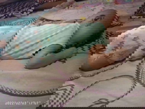 1,5 bulan tidur tengkurap  lebih pulaals