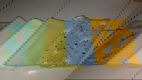 Prelovd baju bayi new born