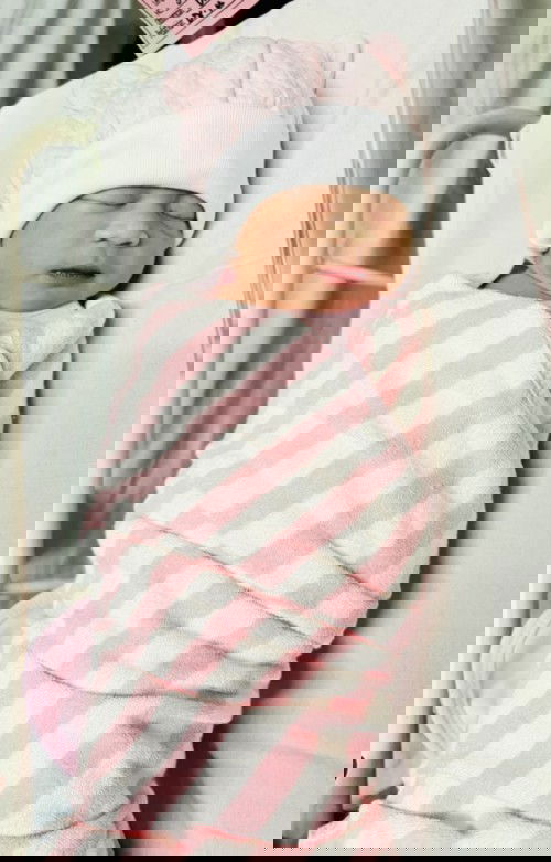 Gave birth on my first born at 38w1d via normal delivery