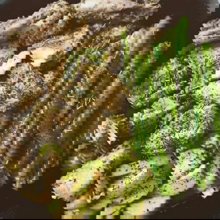 RECIPE SHARING: Cast-Iron Roast Chicken with Garlic and Herbs worth 250php good for 2-3 meals π©π»βπ³