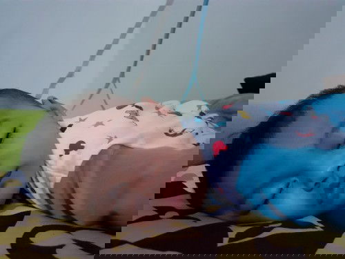 Bayi 5 bulan ada yg suka tidurnya tengkurep gk bun?