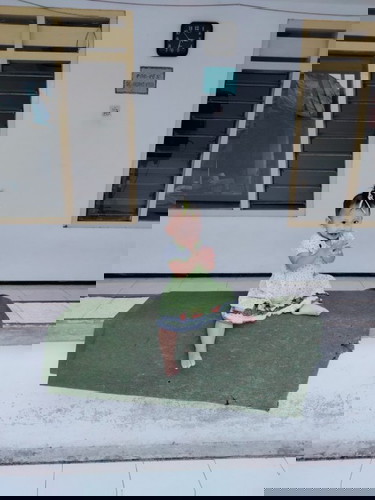 Kenapa yaa anakku ..