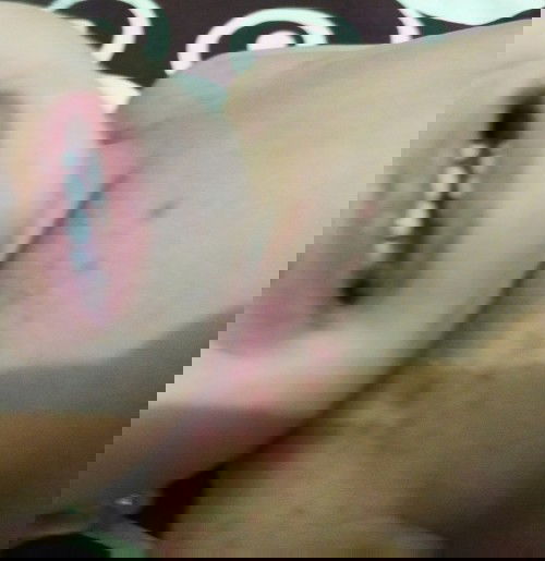 Bercak merah seperti bernanah