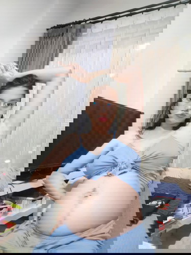 อวดท้องโตกัน