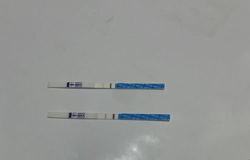 ถ้าขึ้นแบบ2ขีดจางๆแบบนี้ท้องไหมค่ะ