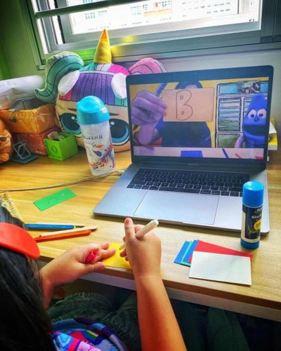 Interactive play along Zoom class for kids