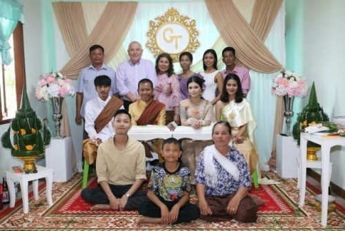 แต่งงานตอนท้อง คนท้องแต่งงาน