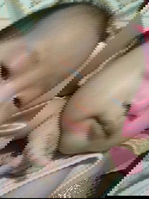 Bé cưng của mẹ