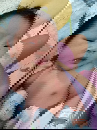 สวัสดีค้าบบบ ผมมาทักทายแม่ ๆ ค้าบบบ