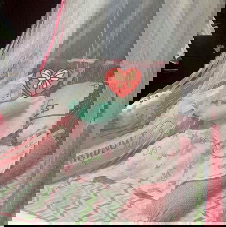Selling baby crib