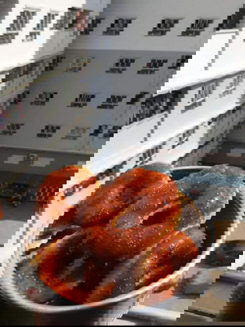 BÁNH DONUT THƠM NGON