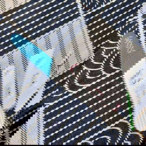 Testpack garis 2 samar,telat 2 hari,ada flek tapi belum ada kantong janin