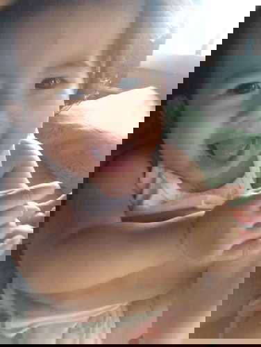 hello po mga mommy ask ko pamg kung ano po unang pinakain nio po sa 6Months old baby nio? thanks