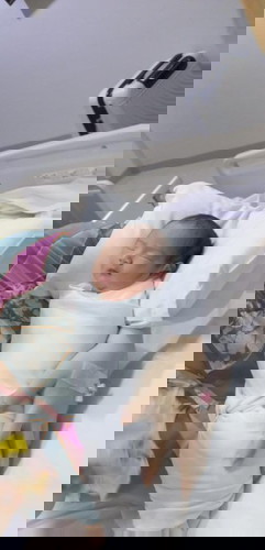 Hpl 1 april
Rencana SC tgl 22 maret
Namun flek gumpalan darah + kram kram tgl 15 maret