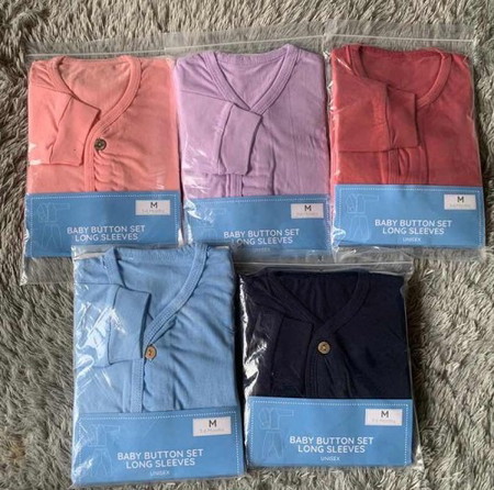 Belanja Baju Bayi dan Anak