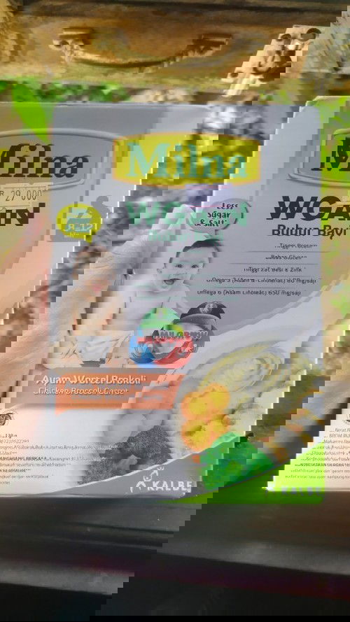 Bubur instan 8 bulan diberikan ke bayi 6 bulan