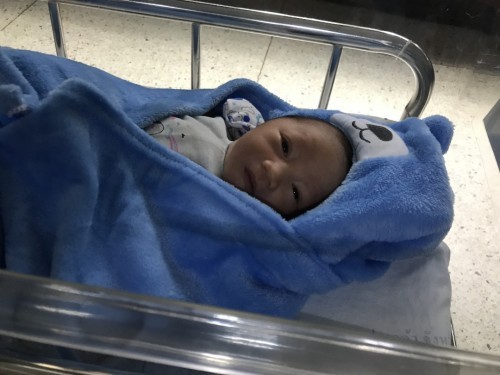 คลอดแล้วค้าบ