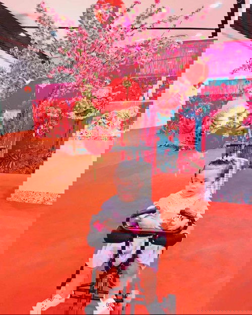 ลูก1ขวบ1เดือน
ยังเดินและยืนเอง ไม่ได้เลย ..

พัฒนาการช้าไปไหมคะ?
คุณแม่ต้องฝึกลูกยังไงบ้างคะ?